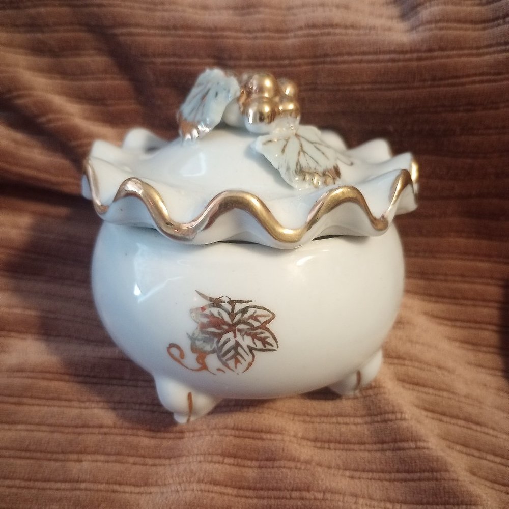 Ceramic trinket box Enesco import Japan